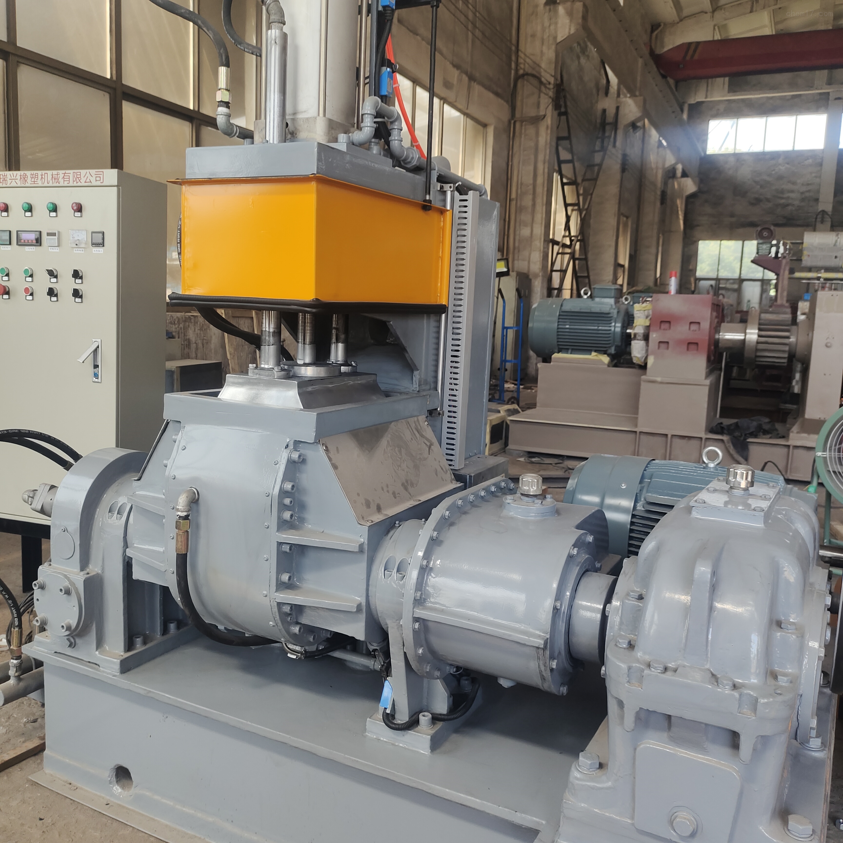 产品展厅 化工机械设备 橡胶工业专用设备 混炼机 xn-10 瑞兴10升实验